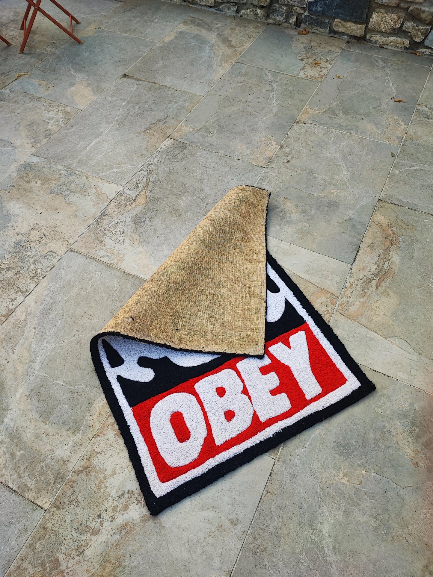 Tapis OBEY