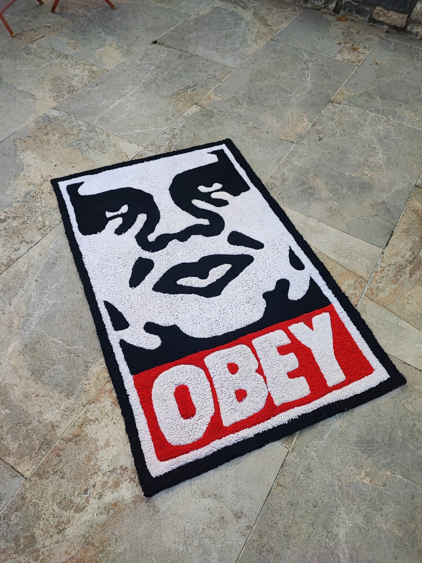Tapis OBEY
